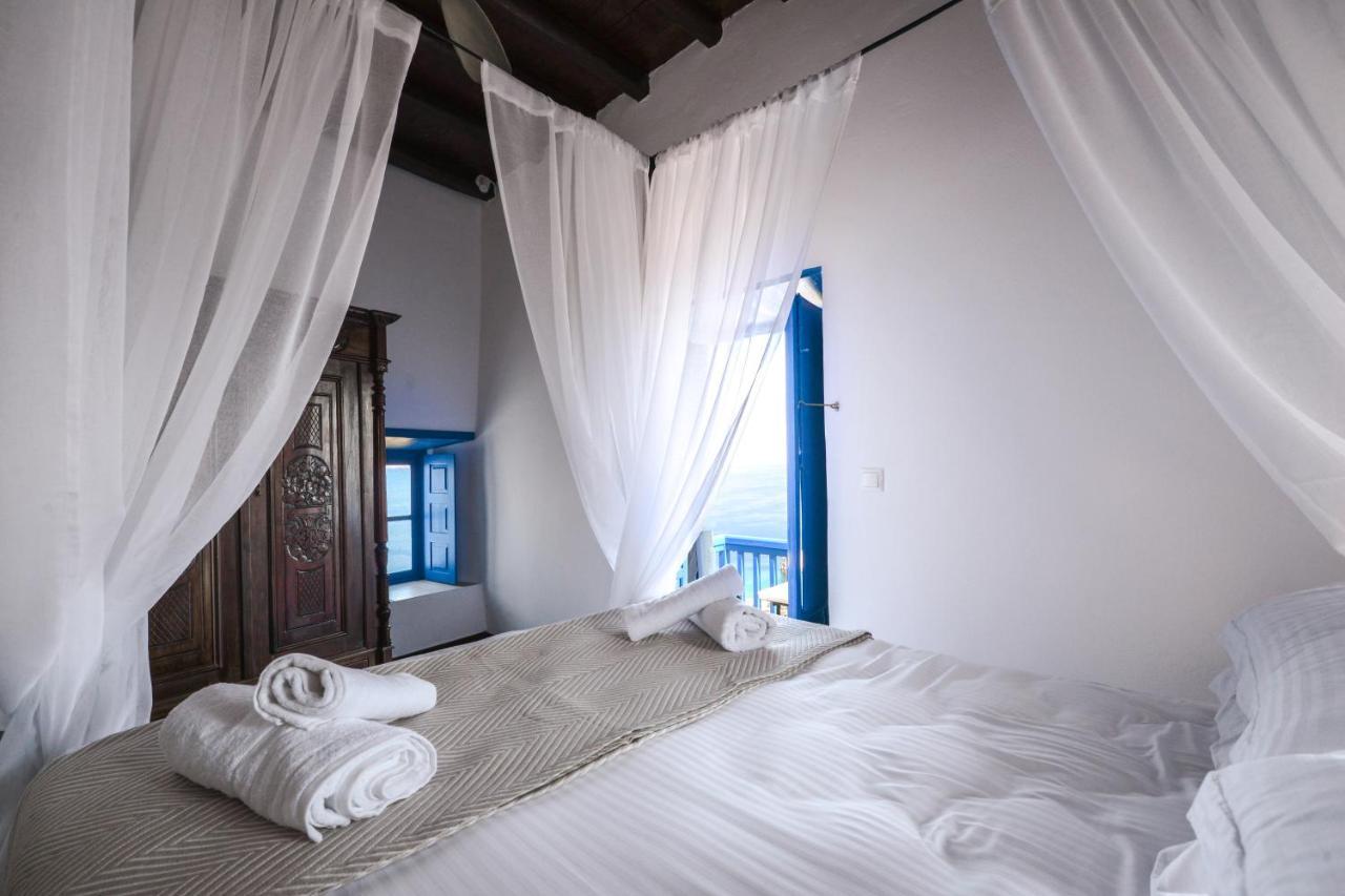 Castrum Traditional Sunset Suites Plaka  Extérieur photo