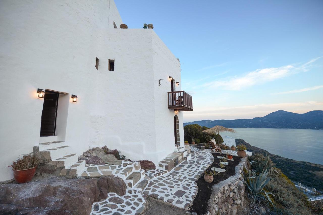 Castrum Traditional Sunset Suites Plaka  Extérieur photo