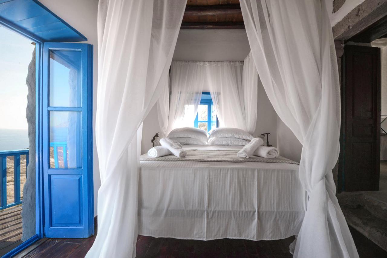 Castrum Traditional Sunset Suites Plaka  Extérieur photo