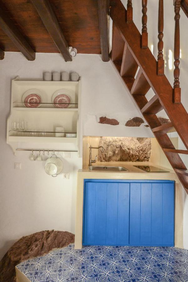 Castrum Traditional Sunset Suites Plaka  Extérieur photo