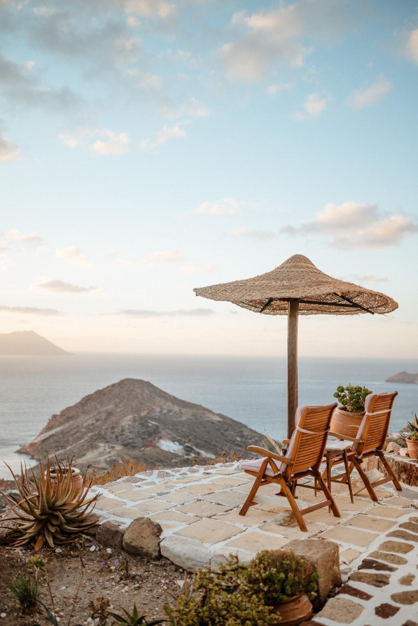 Castrum Traditional Sunset Suites Plaka  Extérieur photo